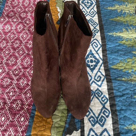 Marc Fisher size 10 sexy little brown👢 - Picture 6 of 6